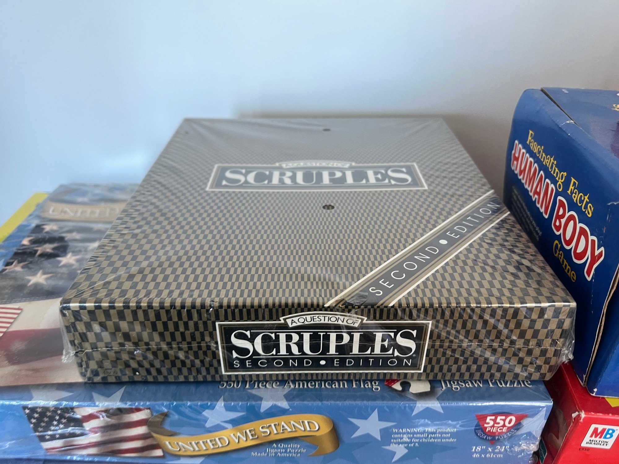 Scrupal Vintage & Classic Board Game And Activity Lot - Yahtzee, Othello ...