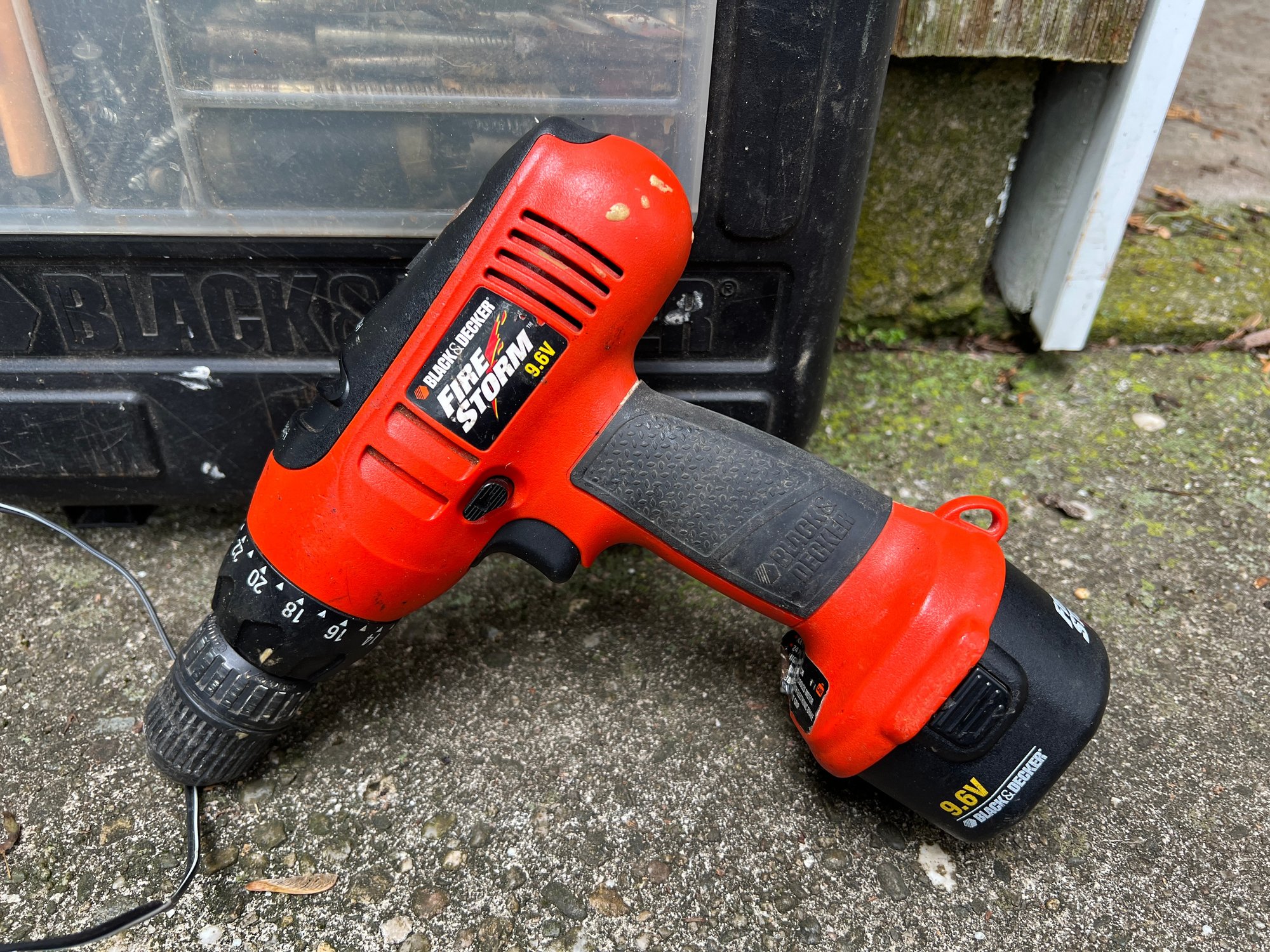 Black Decker Firestorm Drill FS432, Battery Pack PS120