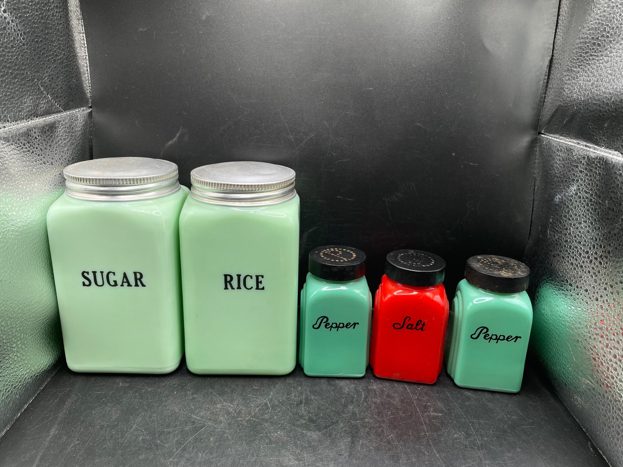 Red Scissors Set Jadeite And Red Milk Glass Kitchen Spice Canister & Shaker Set 5 Pcs ...