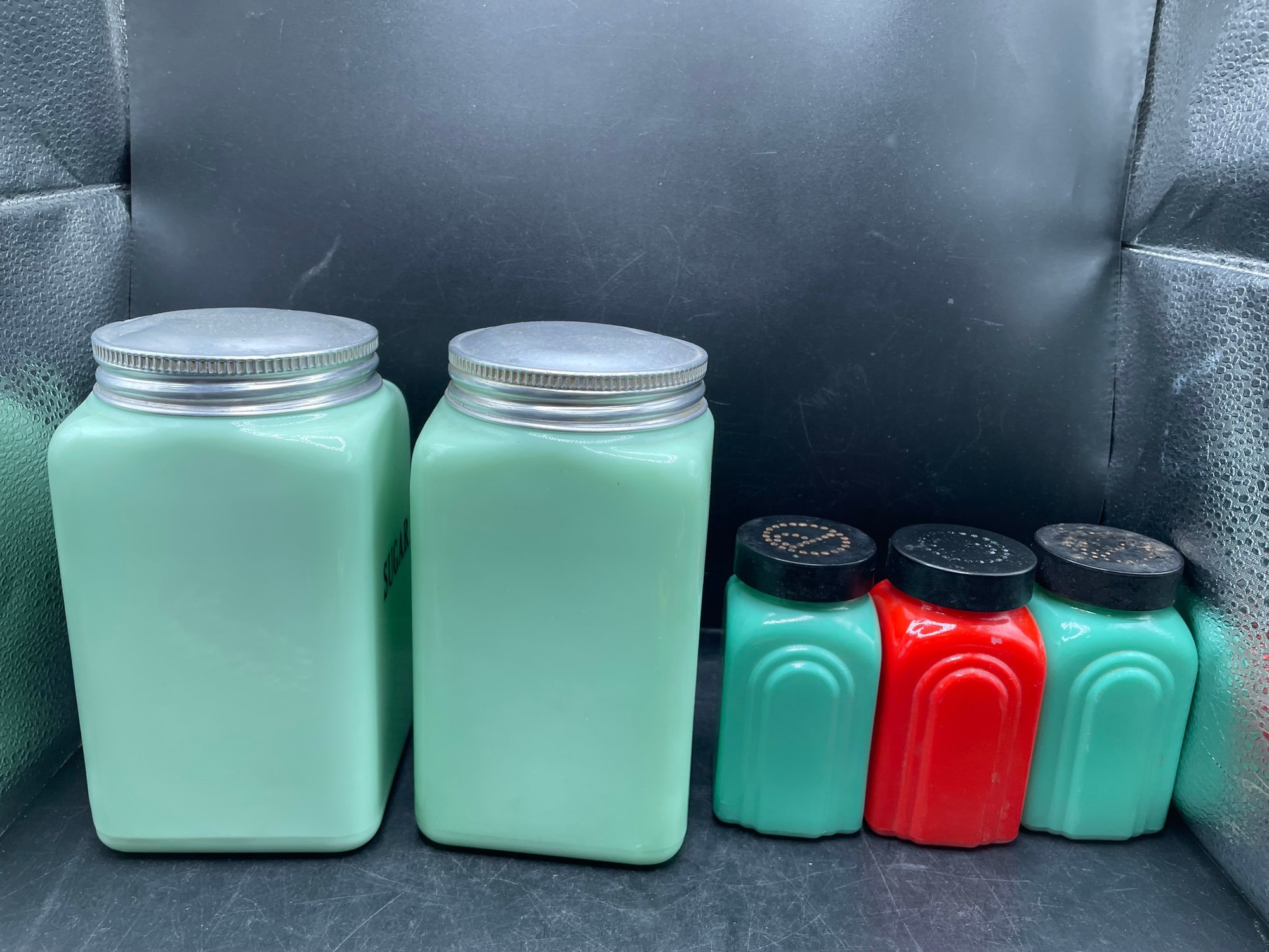 Red Scissors Set Jadeite And Red Milk Glass Kitchen Spice Canister & Shaker Set 5 Pcs ...