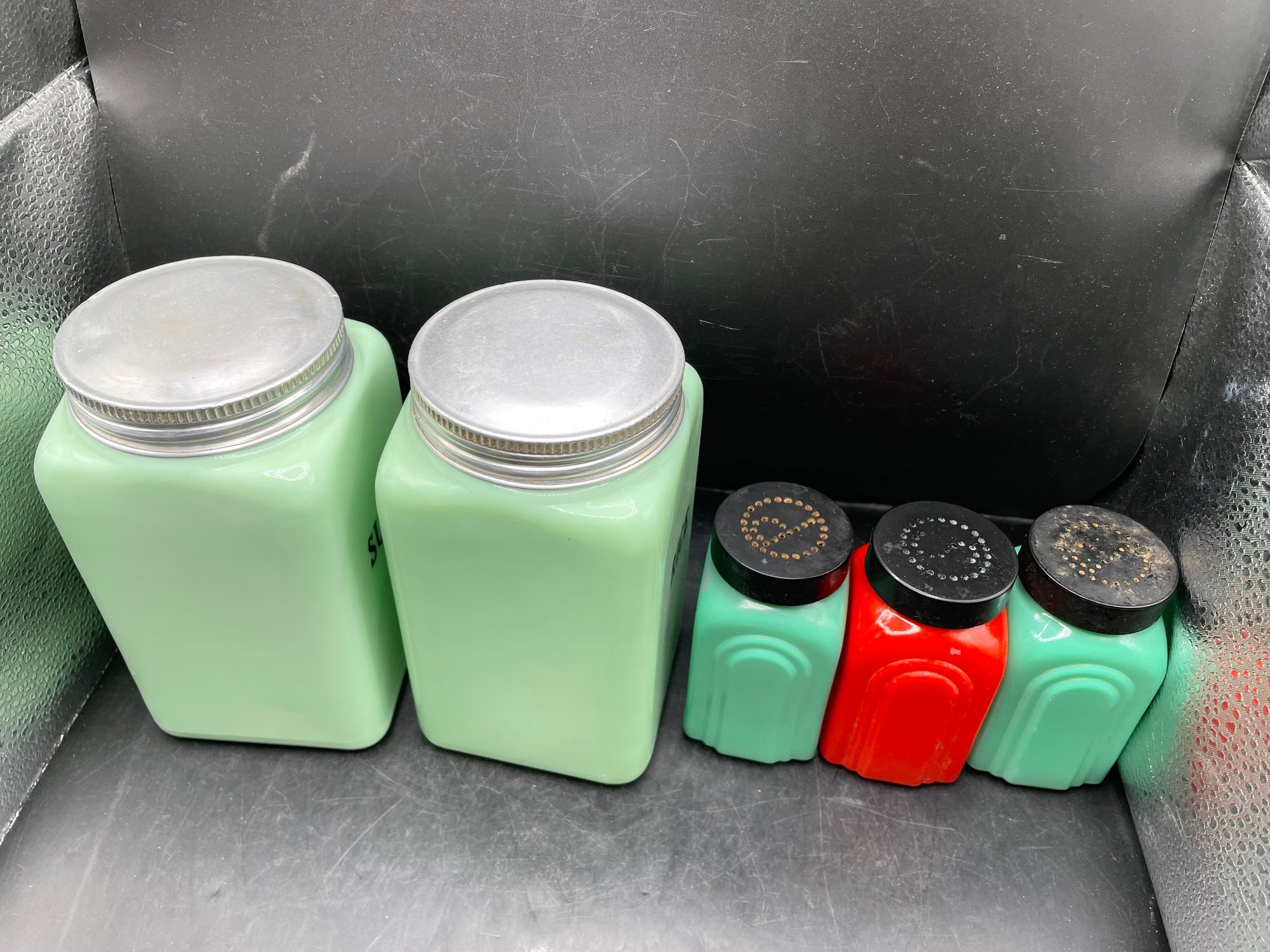 Red Scissors Set Jadeite And Red Milk Glass Kitchen Spice Canister & Shaker Set 5 Pcs ...