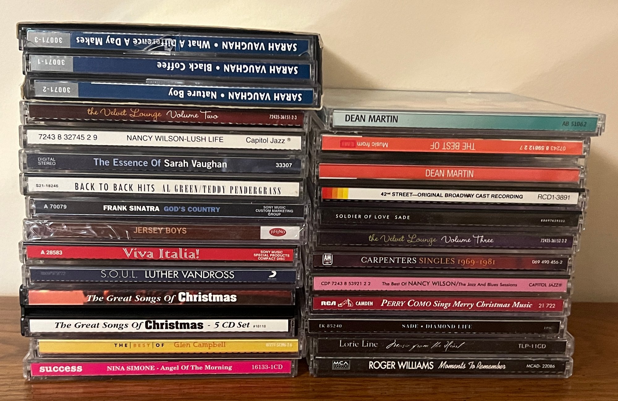 CDs Assorted Lot Of 23 Pieces #114530 | Auctionninja.com