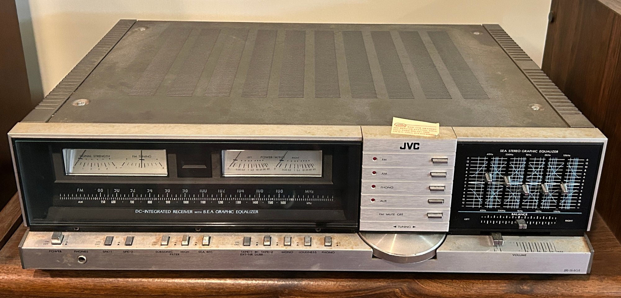 Vintage JVC JR-S401 DC-Integrated Receiver With An S.E.A. Graphic ...