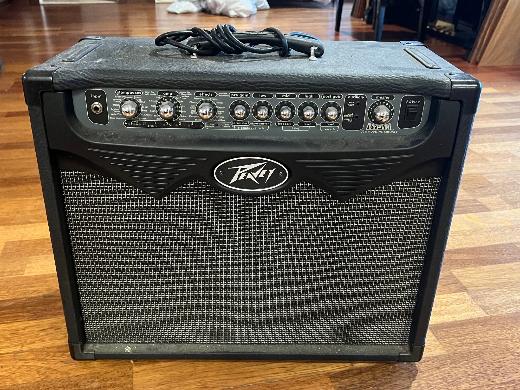 Peavey Vypyr 30 Modeling Guitar Combo Amplifier. #155652 | Auctionninja.com