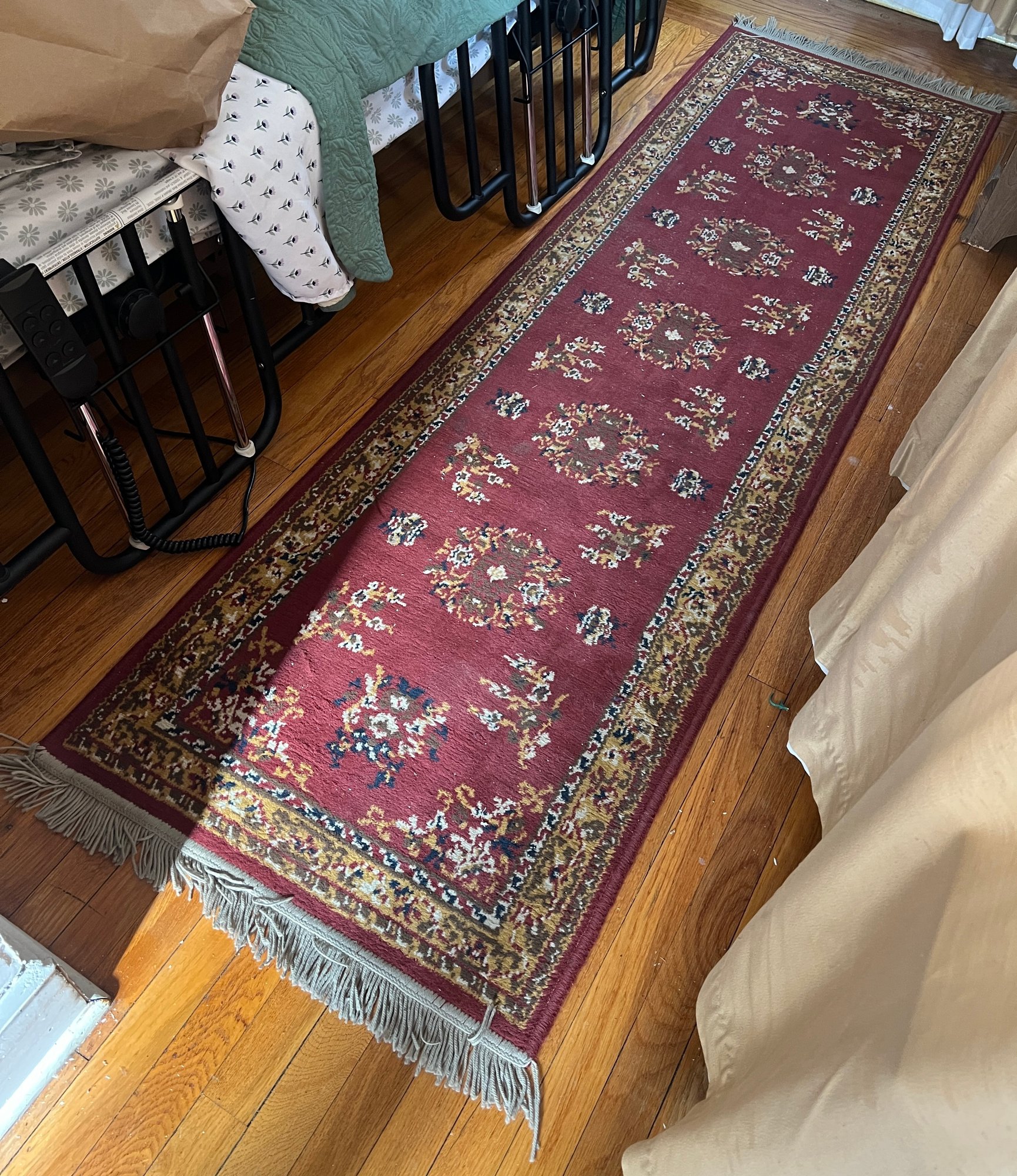 27 Inch Round Rug Red Oriental-style Power-woven Rug, 27 Inches X 102 Inches #153505 ...