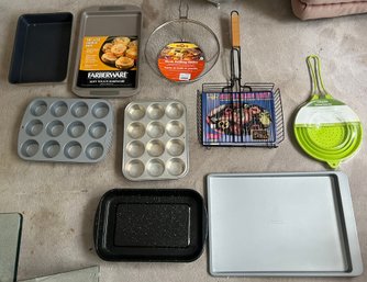 Bakeware And Grilling Tool Set With Nonstick Pans And Colander - 10 PCS
