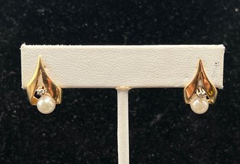 14K Gold Pearl Diamond Wishbone Stud Earrings - 3.1 Grams