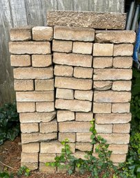 Tan Concrete Retaining Wall Blocks / Garden Landscape Stones
