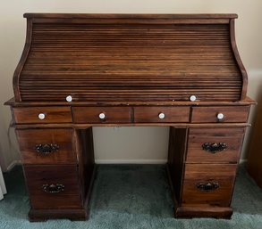 Vintage American Colonial Style S-Curve Pine Roll-Top Desk