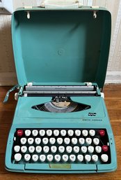 Vintage Mid-Century Smith-Corona Steri-Vac Portable Typewriter - Seafoam Green
