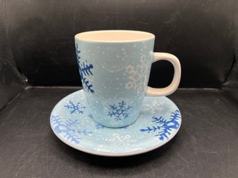 Vintage HOME Blue Snowflake Mug And Saucer Set - 4 Cups 4 Saucers