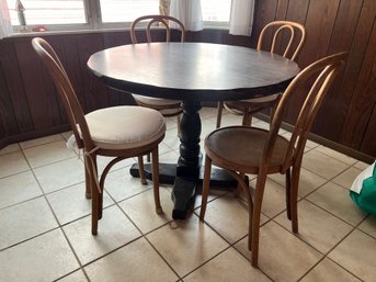 Bentwood Dining Chairs & Round Pedestal 5 Piece Table Set