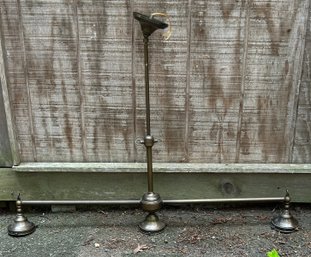 Vintage 3-light Brass Pendant Fixture With Adjustable Stem, Ideal For Island Or Bar