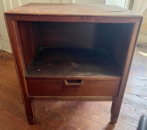 Mid-century Walnut Janus Nightstand By John Stuart For Mount Airy Features An Open Shelf