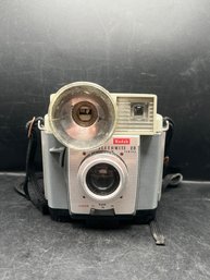 Vintage Kodak Flashmite 20 Camera With Integrated Flash Reflector