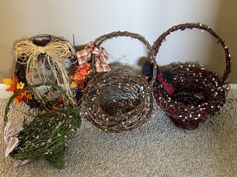 Assorted Woven Vine Baskets & Wreath, 4 Pcs