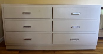Modern White 6-Drawer Bedroom Dresser