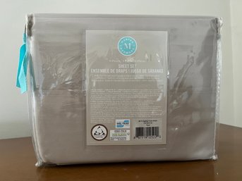 Martha Stewart 4-Piece Full Sheet Set - 250 Thread Count Egyptian Cotton Sateen