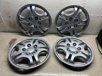 Universal 14' Silver Multi-Spoke Hubcaps KT-936 - Set Of 4