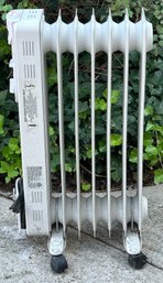 Utilitech 1500-Watt Portable Oil-Filled Electric Radiator Space Heater