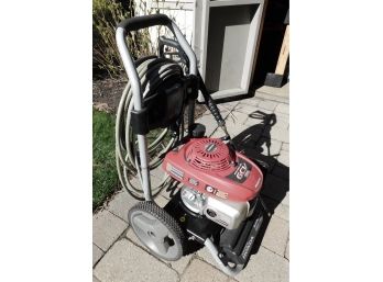 Homelite 2700 PSI Power Washer  Powered By Honda