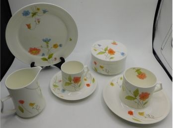Mikasa 'Just Flowers' Bone China Set