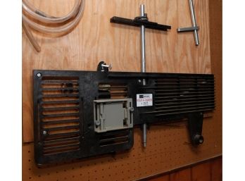 Vintage Sears Craftsman # 2572 ROUT-A-SIGNER