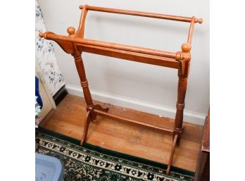 Vintage Wooden Quilt Rack - L25' X H31' X D14'