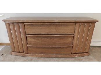 Vintage Dresser 3 Drawer Dresser With 2 Side Cabinets