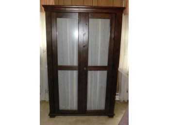 Lovely Hedalen Armoire/wardrobe