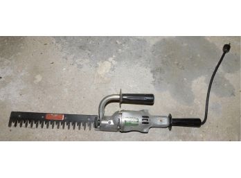 Vintage Black & Decker Heavy Duty Hedge Trimmer Model # 3241