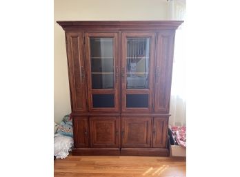 Thomasville Wooden 2-piece Entertainment Center