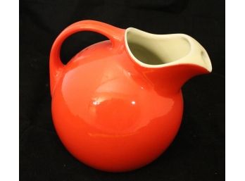 Hall 633 Red & White Round Pitcher Made In USA  (199)