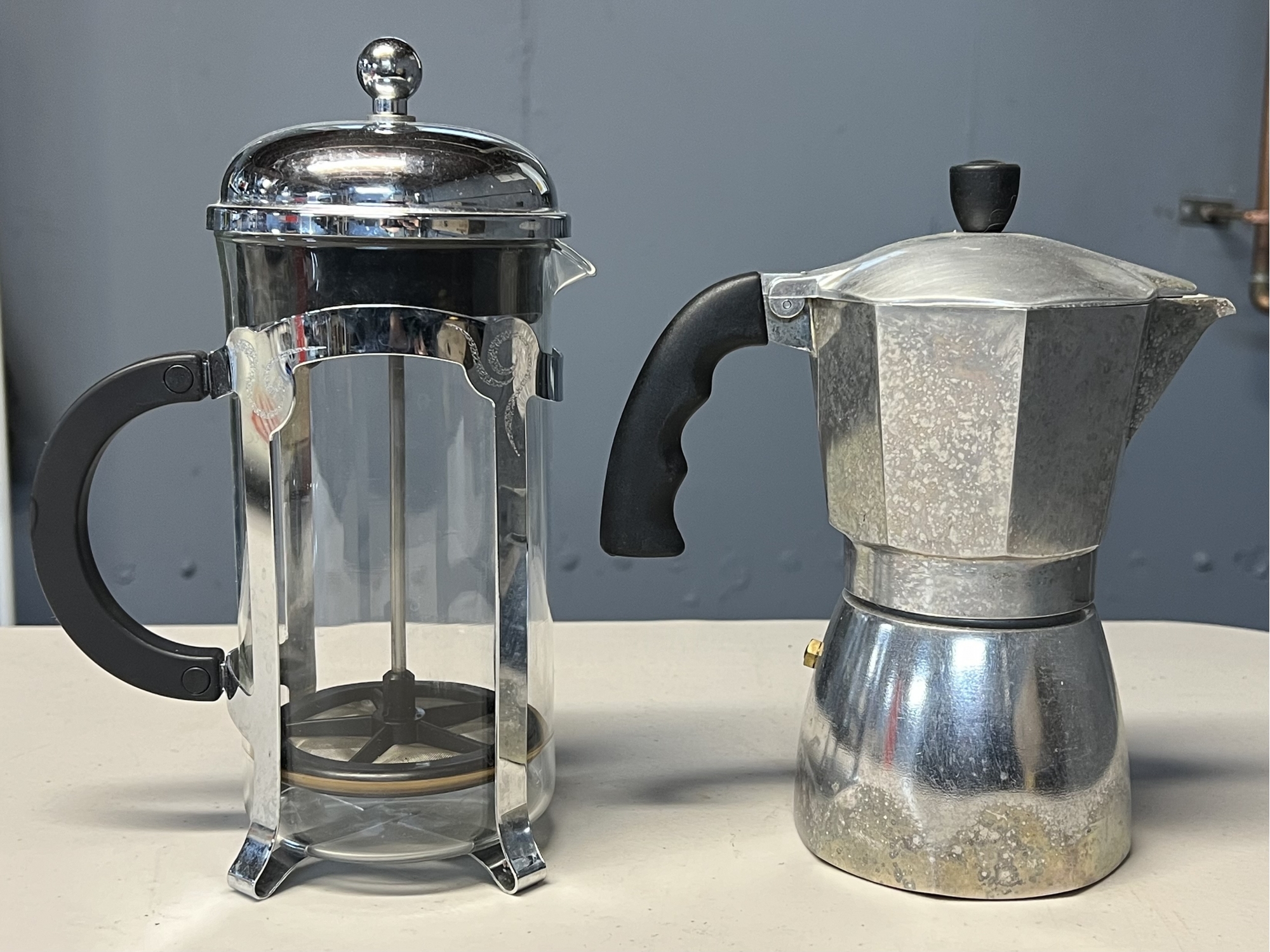 Starbucks Coffee Barista 8 Cup French Press & Bialetti Moka Express  Espresso Maker - 2 Pieces #97991 | Auctionninja.com