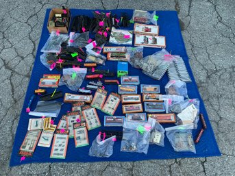 Vintage HO Scale Model Train Collection - #BR