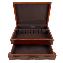 Reed & Barton Provincial Flatware Chest With Tarnish Proof Cloth Lining - #S14-1