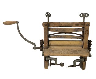 Antique Universal Horse Shoe Brand Clothes Wringer By American Wringer Co. - #S6-4