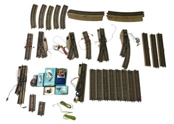 Marklin HO Train Tracks, Alarm Release, Signal Horn & Remote Switch - #S2-3