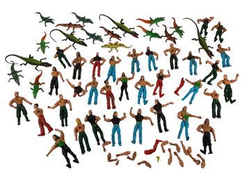 Collection Of WWE Wrestling Action Figures & Toy Reptiles - #S5-4