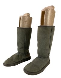 Ugg Australia Genuine Leather Sheepskin Lined Boots, Women's Size 6 - #S13-4