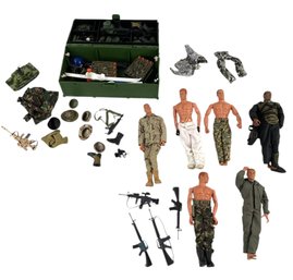 GI Joe Footlocker, Action Figures, Clothing & Accessories - #S9-2