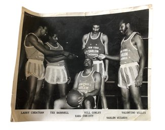 Vintage Harlem Wizards Basketball Team Autographed Photograph - #S9-4