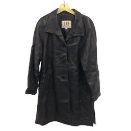 LNR La Nouvelle Renaissance Genuine Leather Coat, Women's Size M - #CR