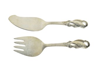 Solid Sterling Silver Serving Set Featuring Figural Fish Handles - 5.955ozt