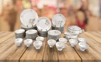 Mitterteich 'Mystic Rose Service For 12 Plus Tureen Gravy Boat & Serving Trays Bowl - 87pcs Total