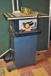 RYOBI 10' Table Saw With Cabinet BTS10