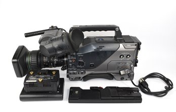 Panasonic AG-DVC200 DV Movie Camera Camcorder With Canon KRS-AIX12 Broadcast Zoom Lens