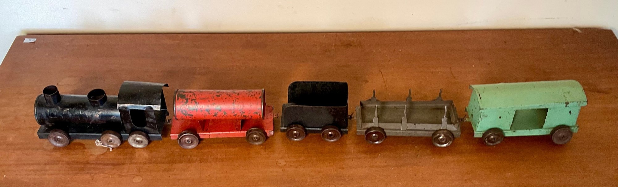 Antique Toy Train Set (CTF10) #50364 | Auctionninja.com