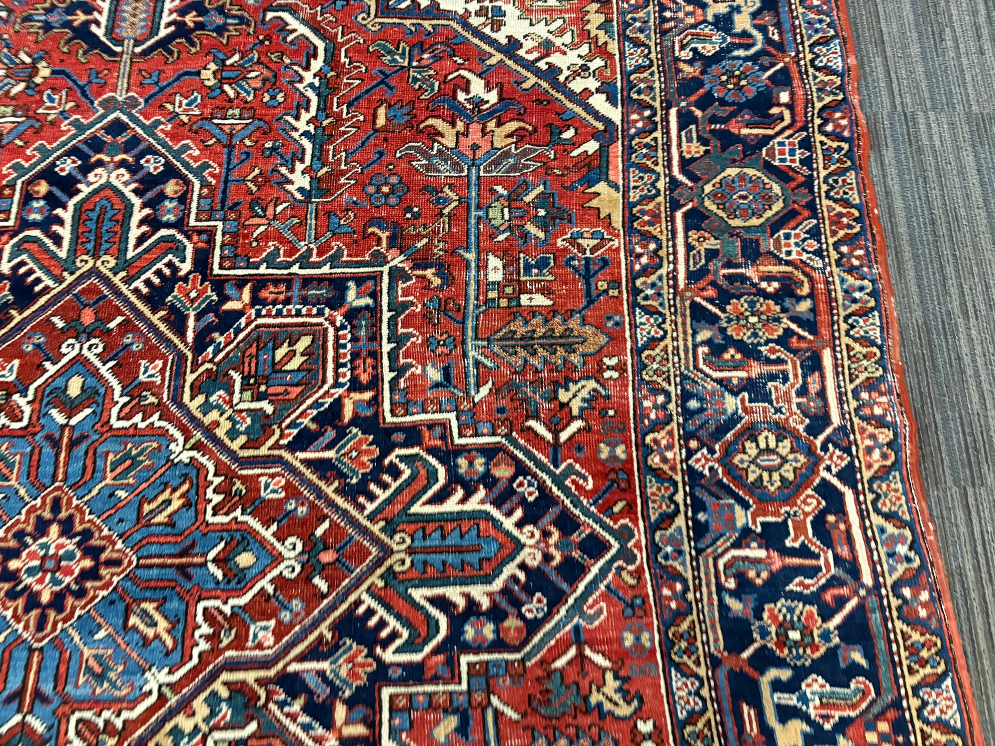 Pershamn Tools Vintage Persian Heriz Rug (CTF20) #65980 | Auctionninja.com