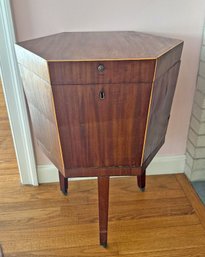 English George III Mahogany Inlaid Cellarette On Stand (CTF20)